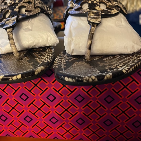 Tory Burch Miller sandals size 10.5 - Picture 10 of 10